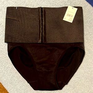 NWT Cato Black Tummy/Butt Shape wear, Size 1X